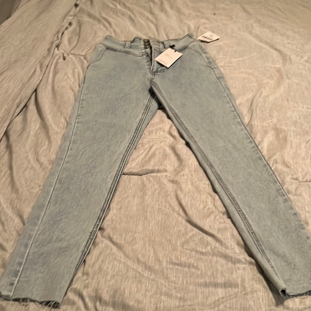 Forever 21 jeans new with tags
